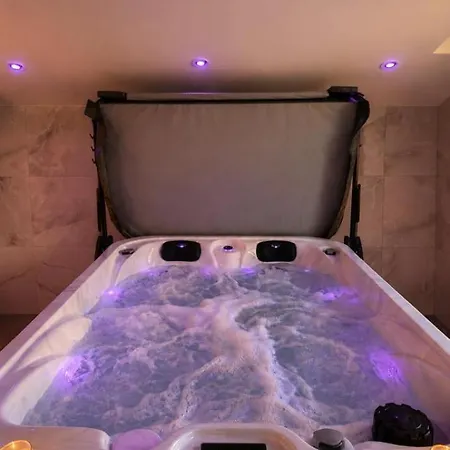 Le Reve Luxe Privatif Jacuzzi Sauna Appartement Le Petit-Quevilly